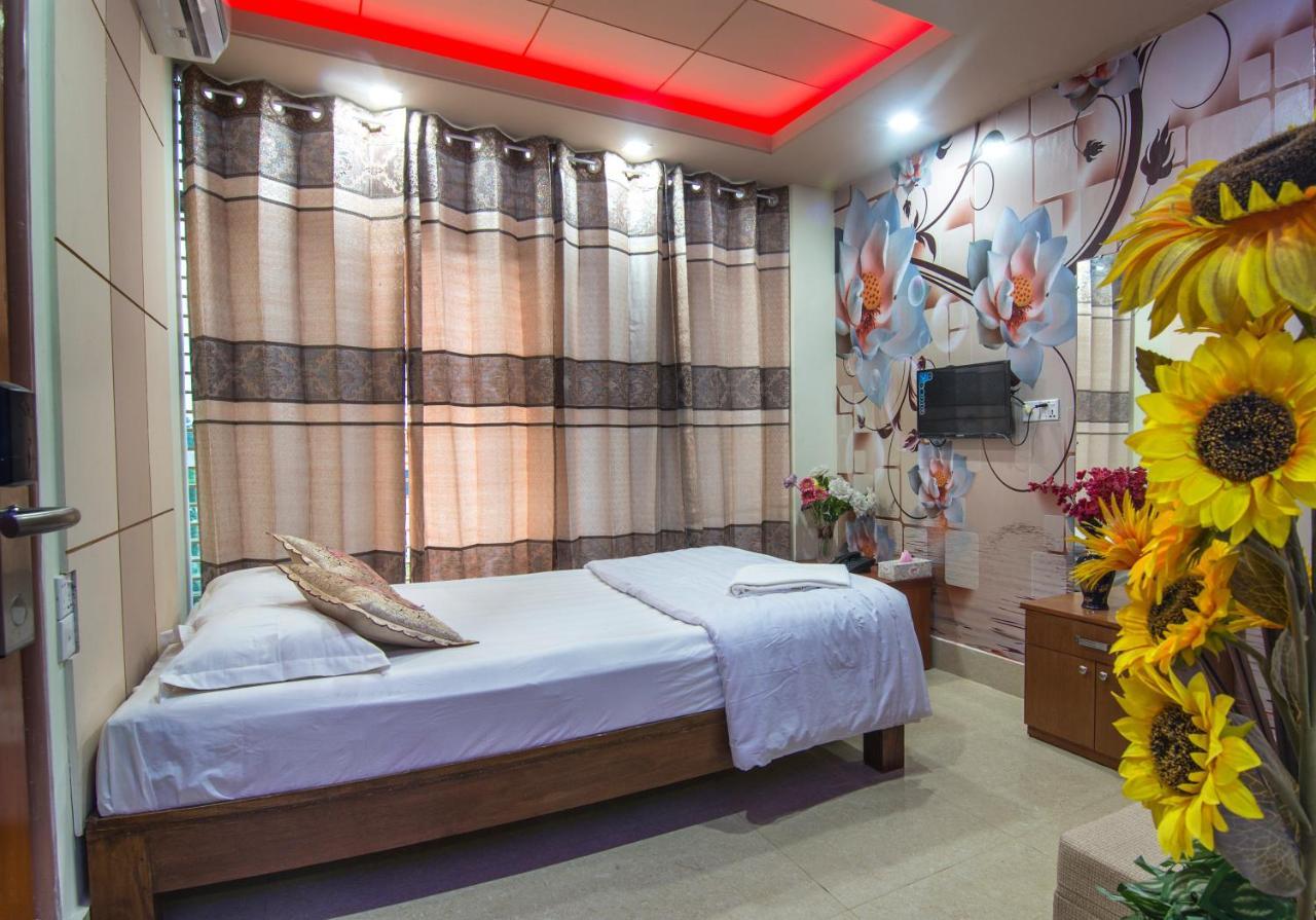 Hotel Pushpo Bilash Khulna Екстер'єр фото